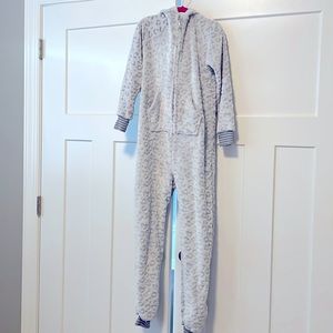 More than Magic Sleepwear Onsie Large (10/12)